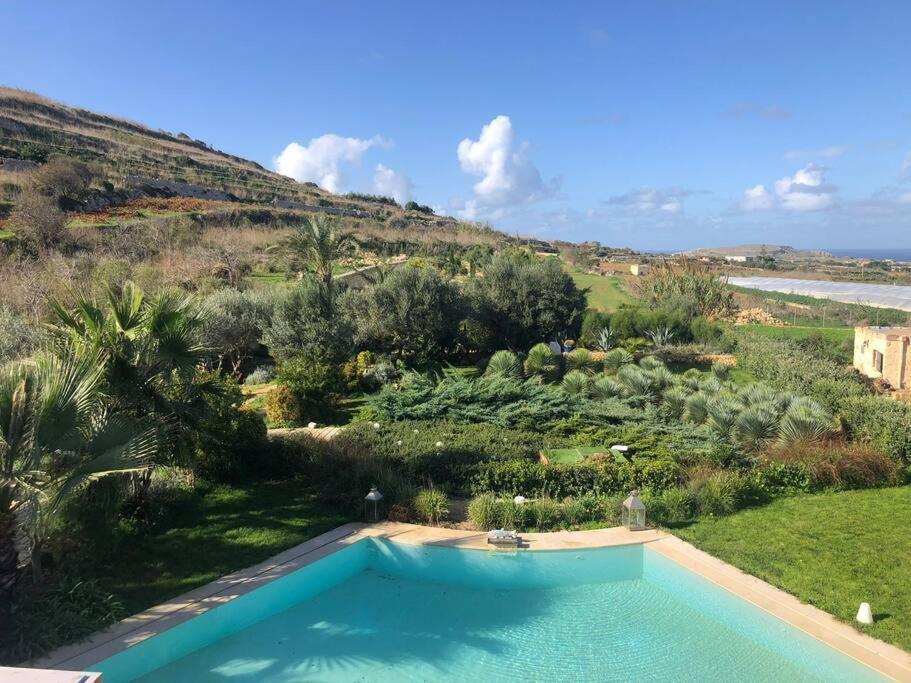 Sunset Oasis Villa L-Imgarr Exterior foto